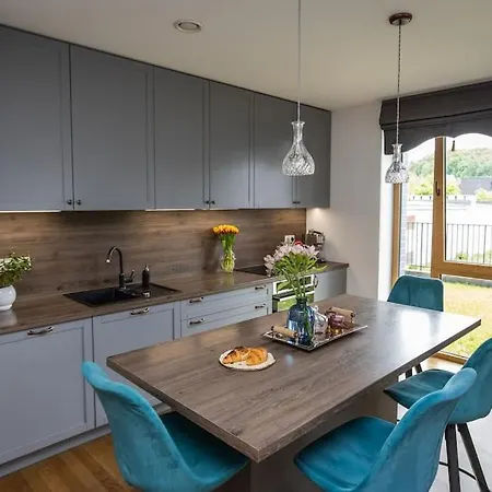 דירה Stylish With Terrace By Urban Rent