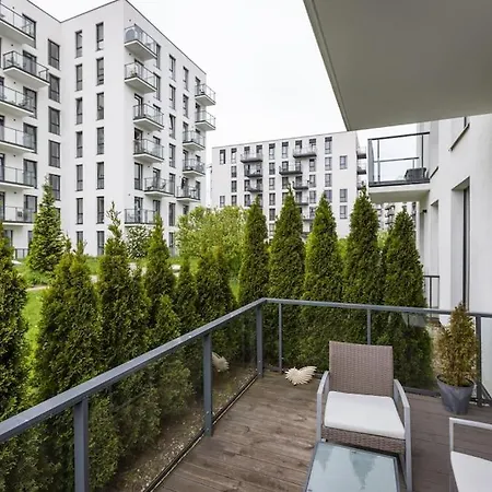 Stylish With Terrace By Urban Rent Lejlighed *