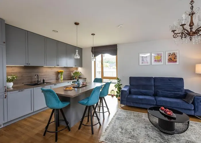 Stylish With Terrace By Urban Rent *