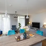 Διαμέρισμα Stylish With Terrace By Urban Rent *