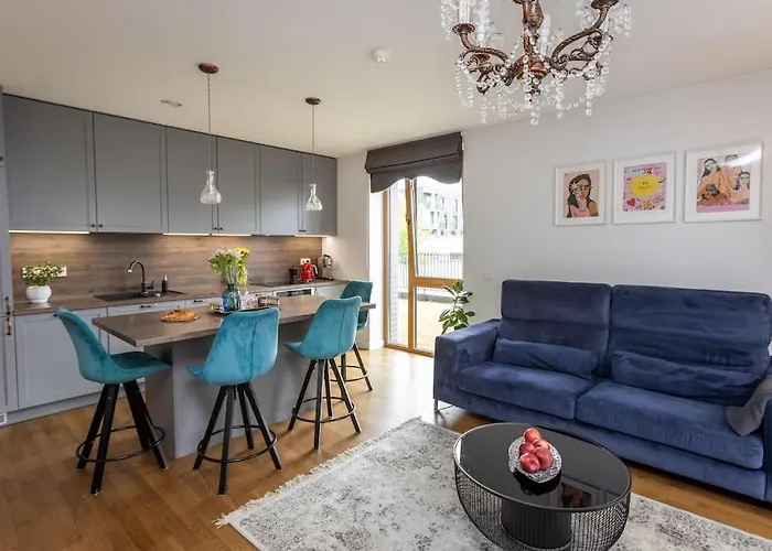 Stylish With Terrace By Urban Rent *